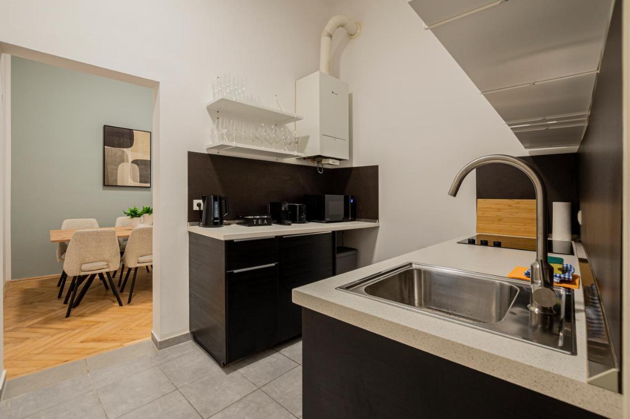 Charming Apt Perfect For 4-6 Tram, Self-Checkin Wien Exterior foto