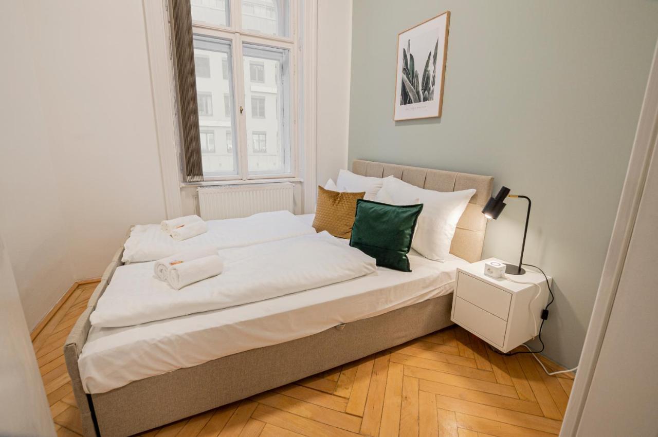 Charming Apt Perfect For 4-6 Tram, Self-Checkin Wien Exterior foto